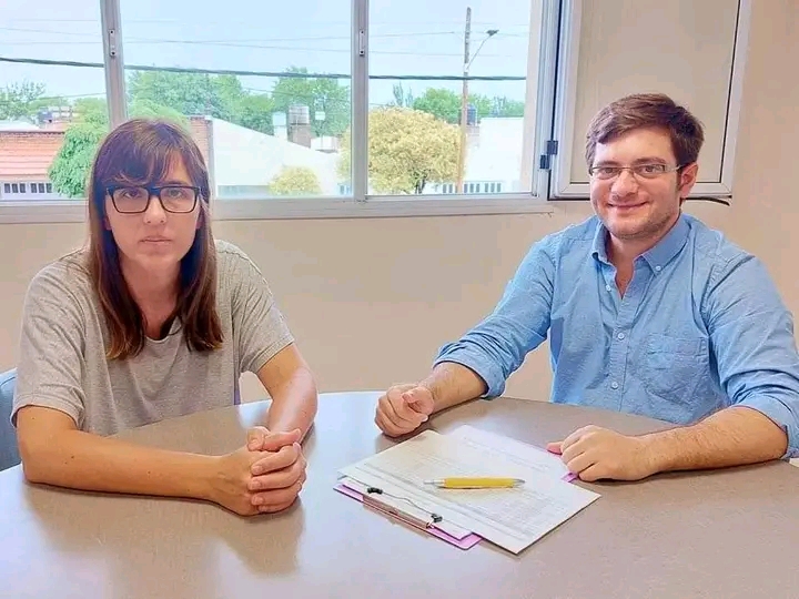 Otra vez la misma foto y el juego de la » Oposición responsable»